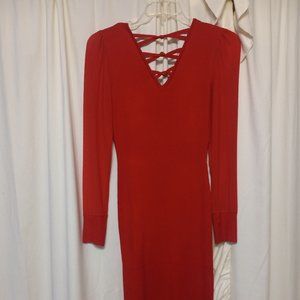 RED KNITTED DRESS WITH LONG SLEEVES